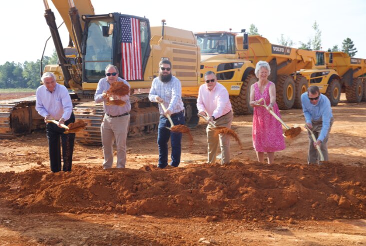 From left to right: Buddy Keller (Carolina Commercial Contractors), Carter Keller (Carolina Commercial Contractors), Kyle Shipp (Pittsboro Town Commissioner and Mayoral Candidate), Kirk Bradley (Lee Moore Capital), Cindy Perry (Pittsboro Mayor), and Jimmy Keen (Truist Bank).
